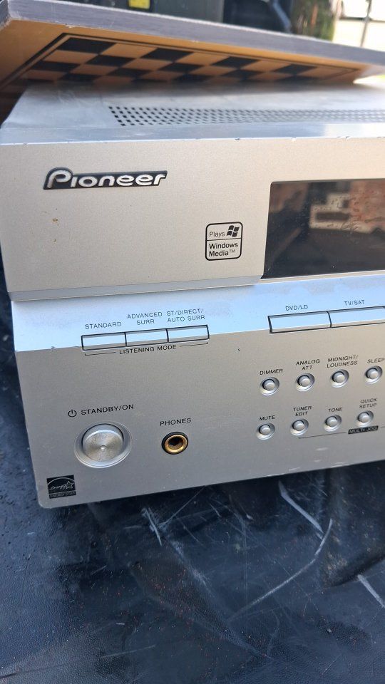 Pioneer VSX-D511 5.1-Channel Audio/Video Receiver, Accurian Powered Subwoofer, definitive technology audio towers & center
