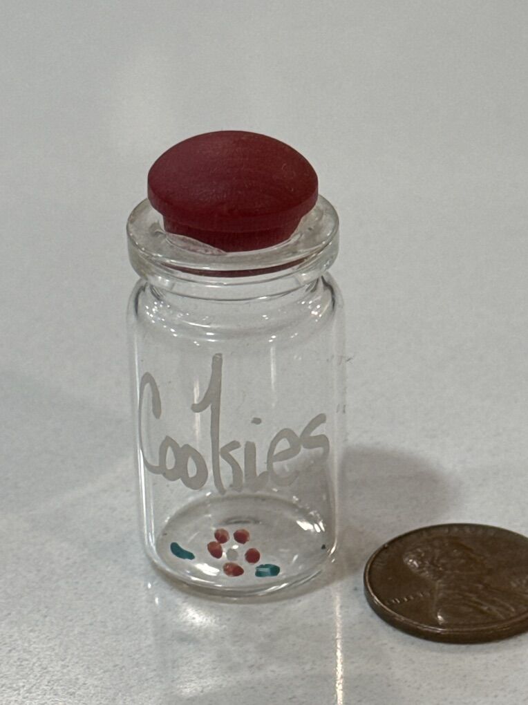 Miniature Cookie Jar - Glass $4