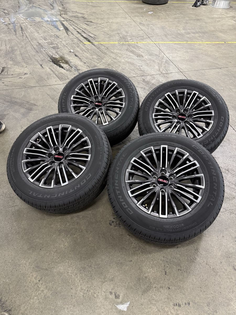 NEW 2026 gmc Yukon at4 OEM 20in/ 275/60/20