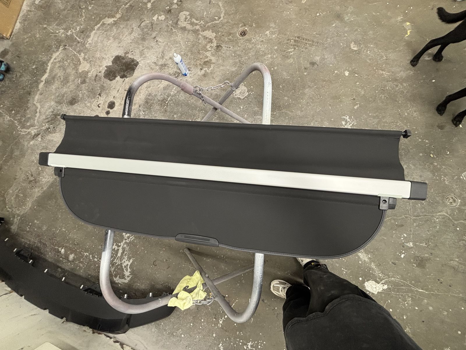 OEM Subaru Retractable Cargo Cover – 2020–2025 Subaru Outback | Part #65550AN00BVH