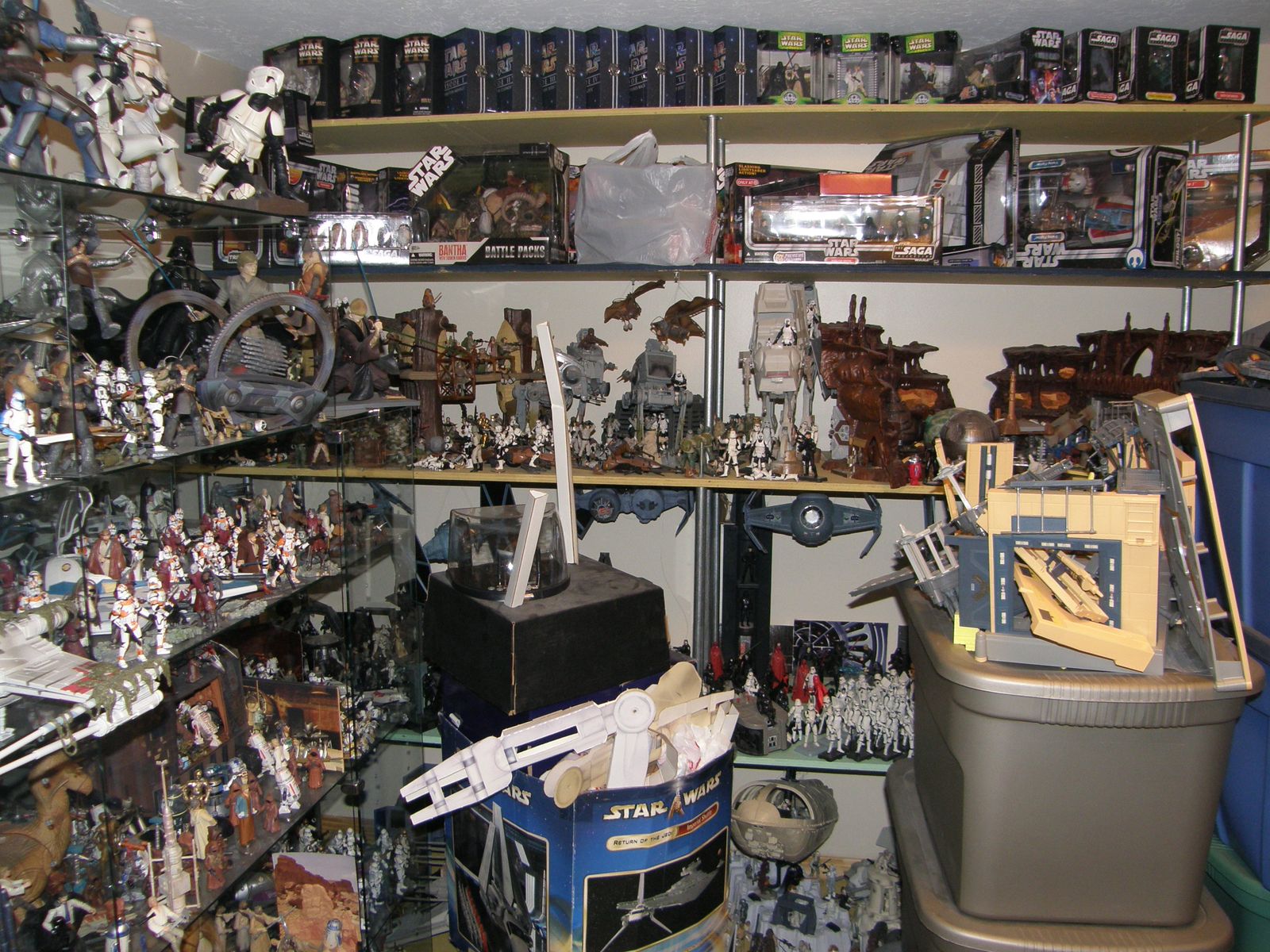 Star Wars Toys and Collectibles for Sale