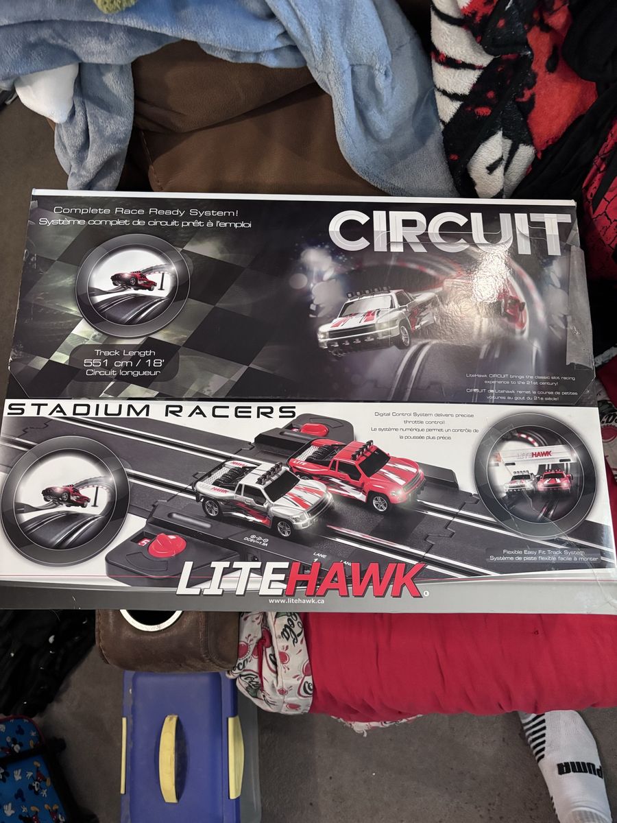 Circuit Stadium Racers Electric Slot Car Track
