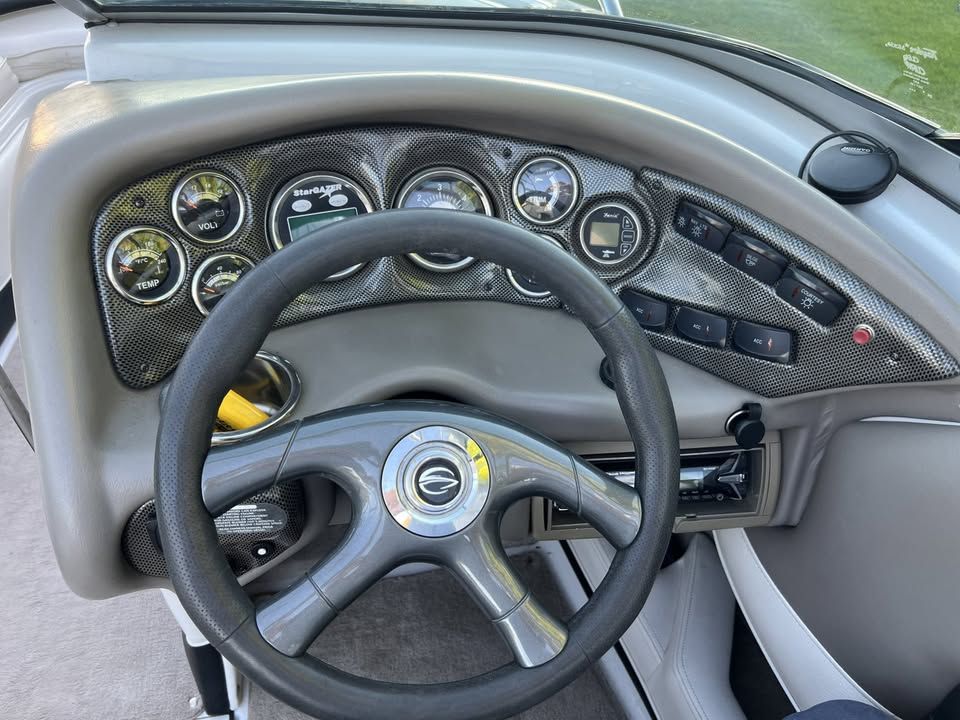 Main image 11