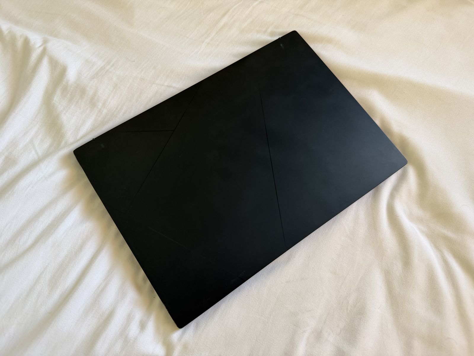 ASUS Zenbook 14 OLED (UX3405M) – High Spec: Intel Ultra 7, 32GB RAM, 1TB SSD