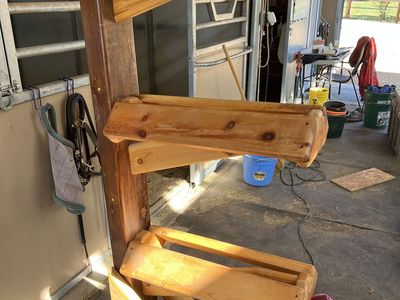 Saddle stand