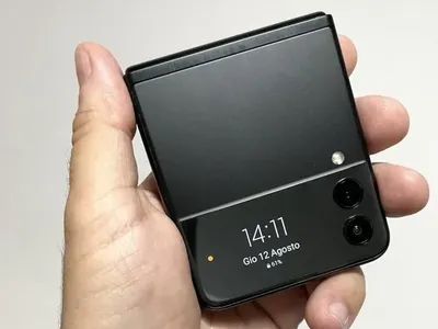 Samsung galaxy Z FLIP 3 256 GB Storage Unlocked