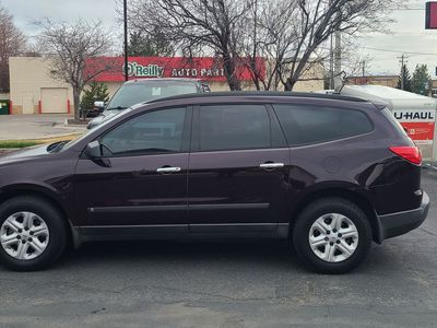 2009 CHEVROLET TRAVERSE LS
