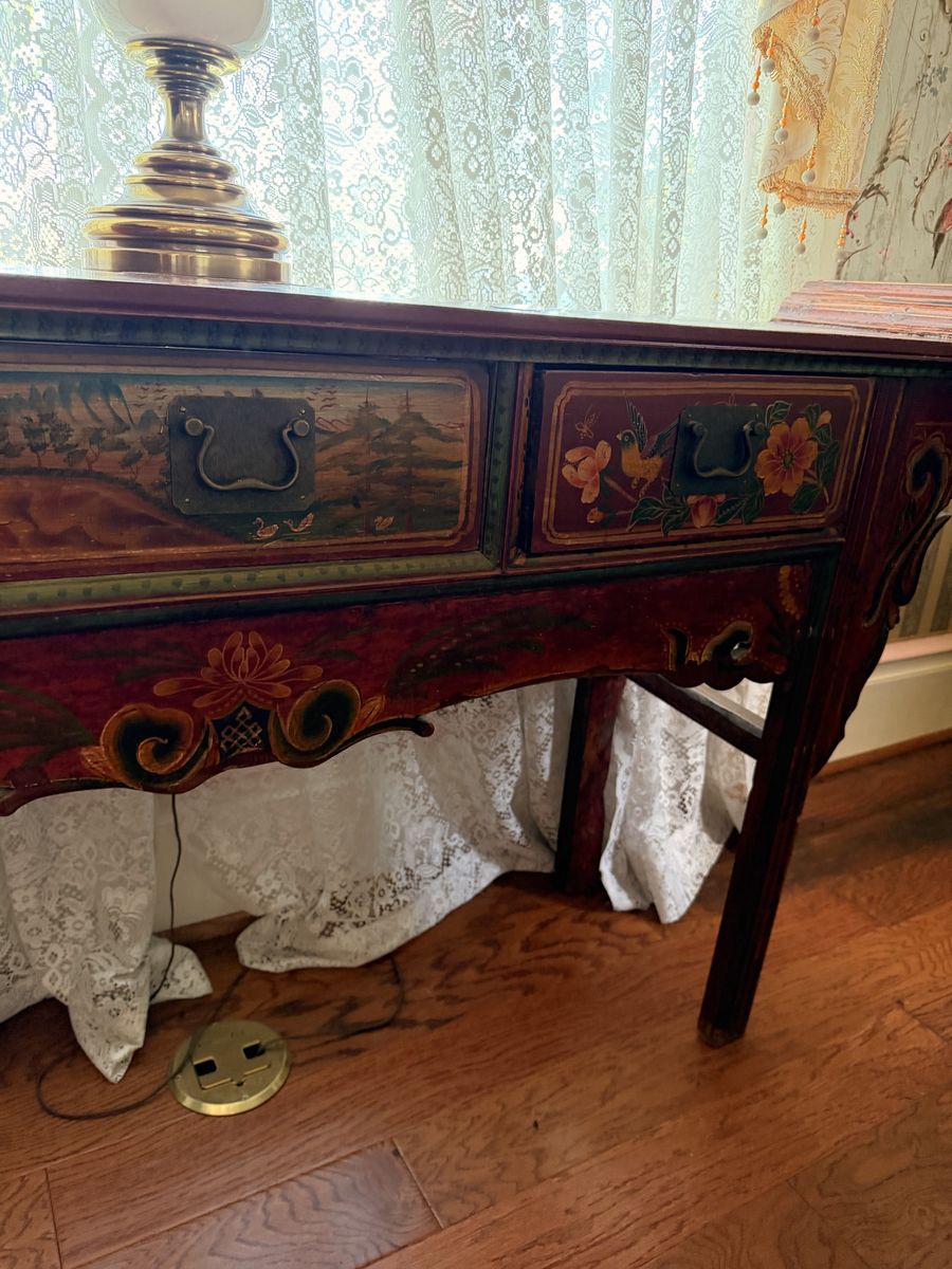 Main image 7