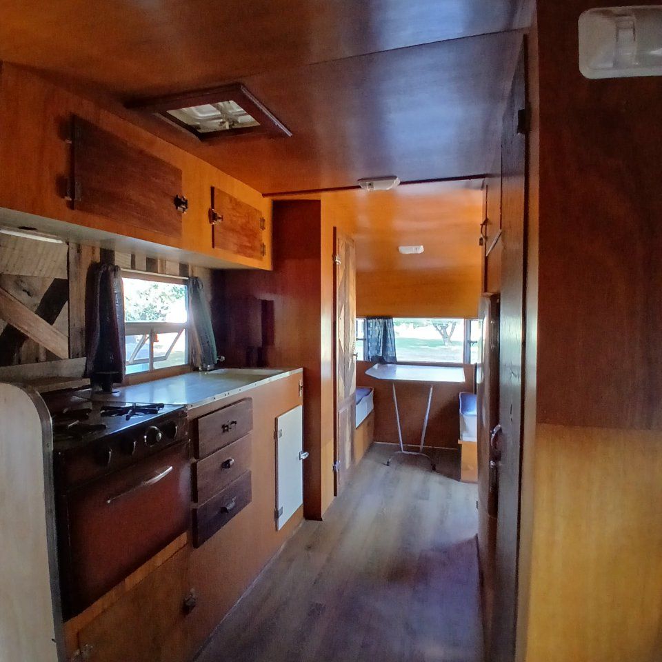 Main image 4