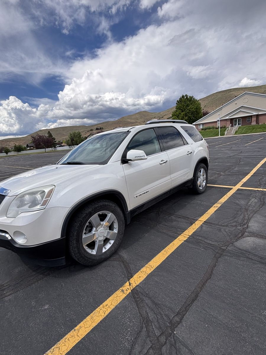 2008 GMC Acadia 