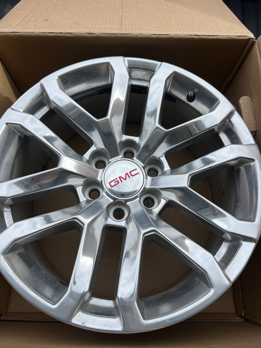 20" Stock GMC Wheels 6x5.5