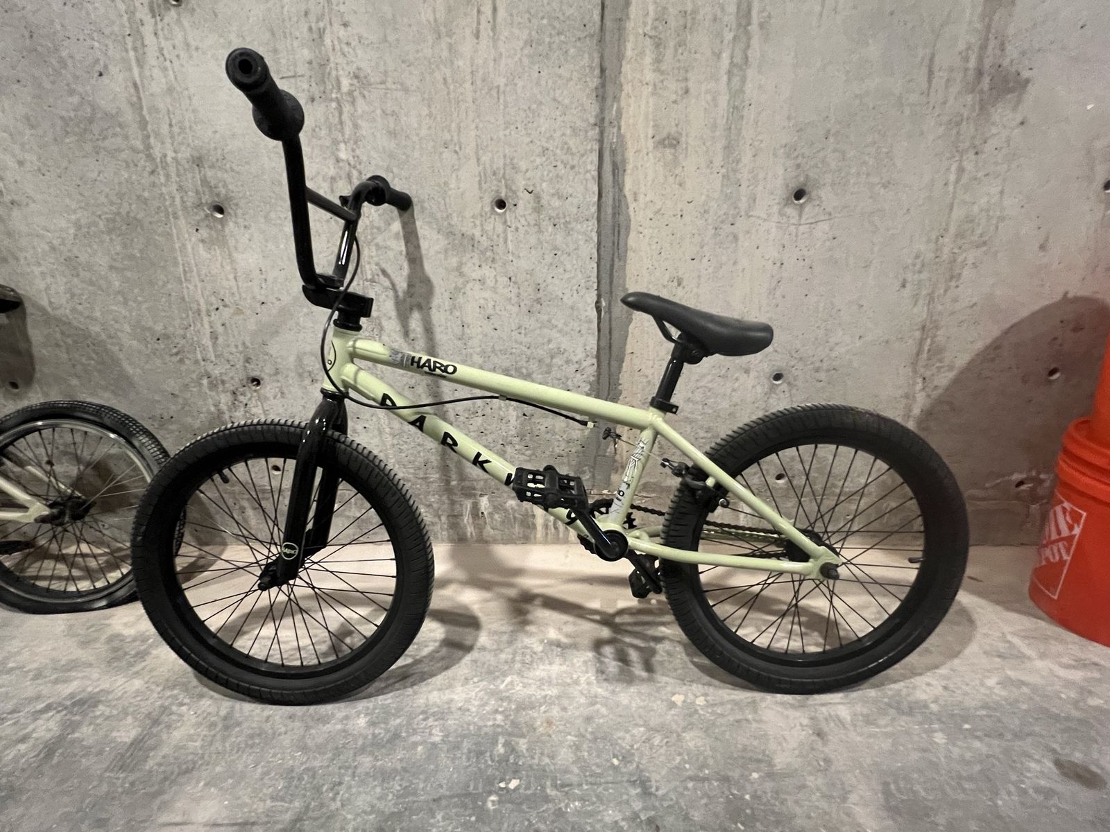 Haro Parkway BMX Bike - Light Green, 20" Wheels - Great for Park Riding!