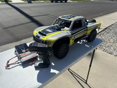 Losi Super Baja Rey 2.0 1/6