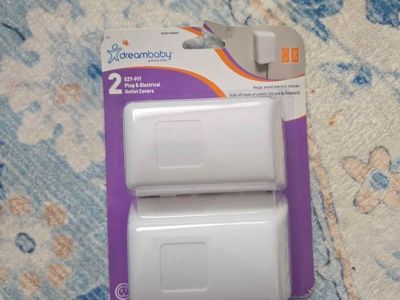 Dreambaby Ezy-Fit Plug & Electrical Outlet Covers - 2 Pack