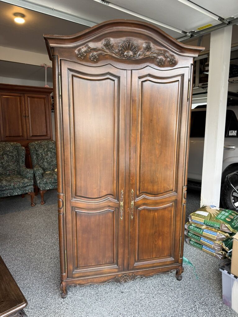 Drexel Heritage Armoire