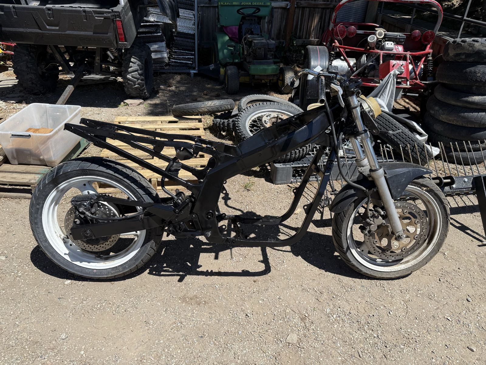 Roller motorcycle chassis