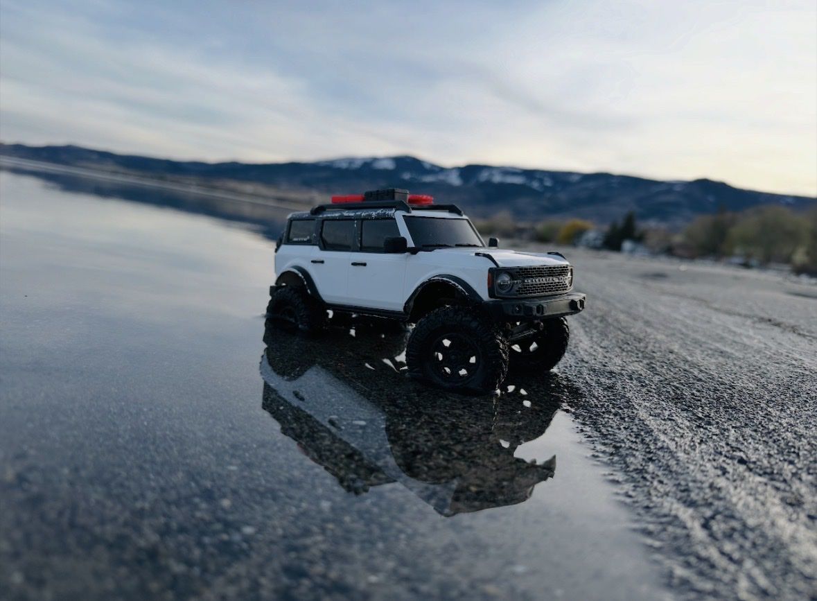 Axial scx24 Ford Bronco