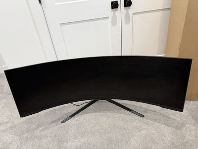Samsung Odyssey Neo 57” MiniLED Ultrawide Gaming Monitor - 240hz