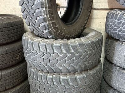 Set Of Used LT315/70r17 Toyo Mt Tires