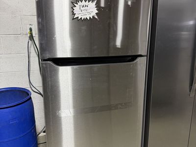 BRAND NEW! FRIGIDAIRE TOP AND BOTTOM FRIDGE