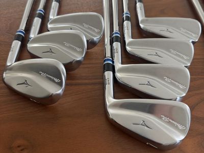 Mizuno Pro 241 Irons 4-PW