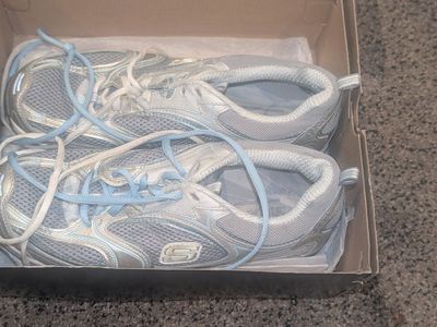 Skechers Shape-ups Women's Athletic Shoes - Size 9