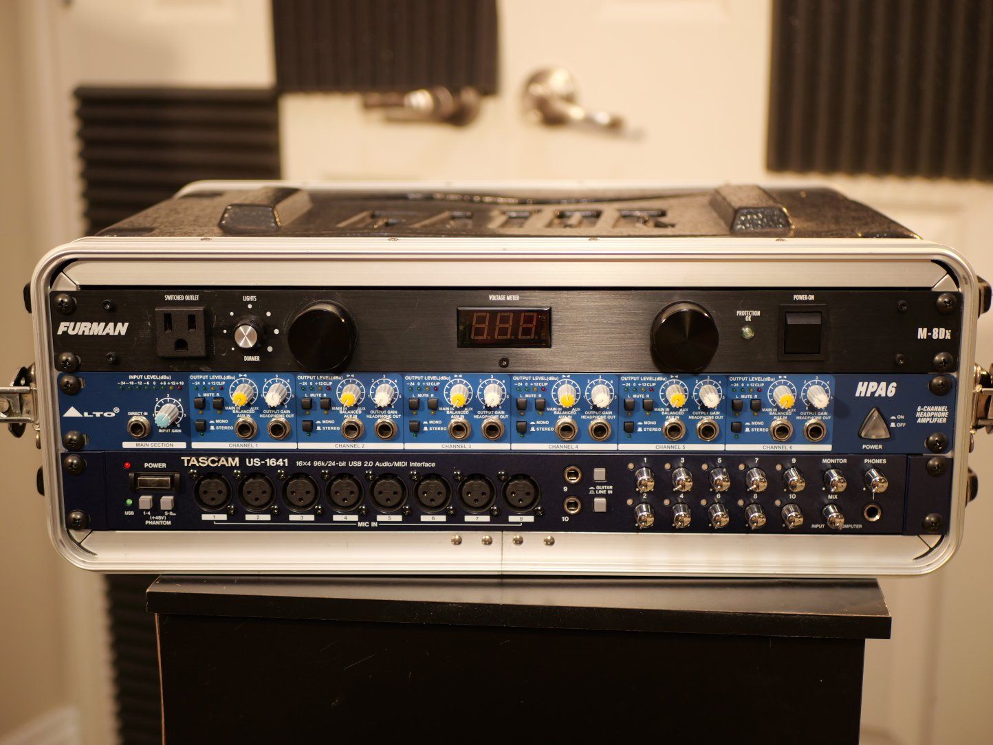 Tascam US-1641 USB Audio Interface, Alto HPA6 Headphone Amp in Gator 3S3U Rack Case