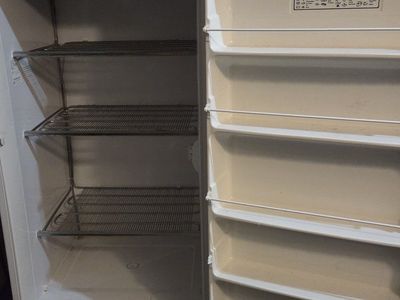 Kenmore Upright Freezer, Model 253.922611, White, Free Standing
