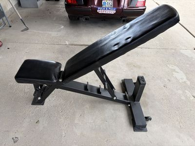 Heavy-Duty Adjustable Weight Bench - Black, for Strength Training & Home Gym