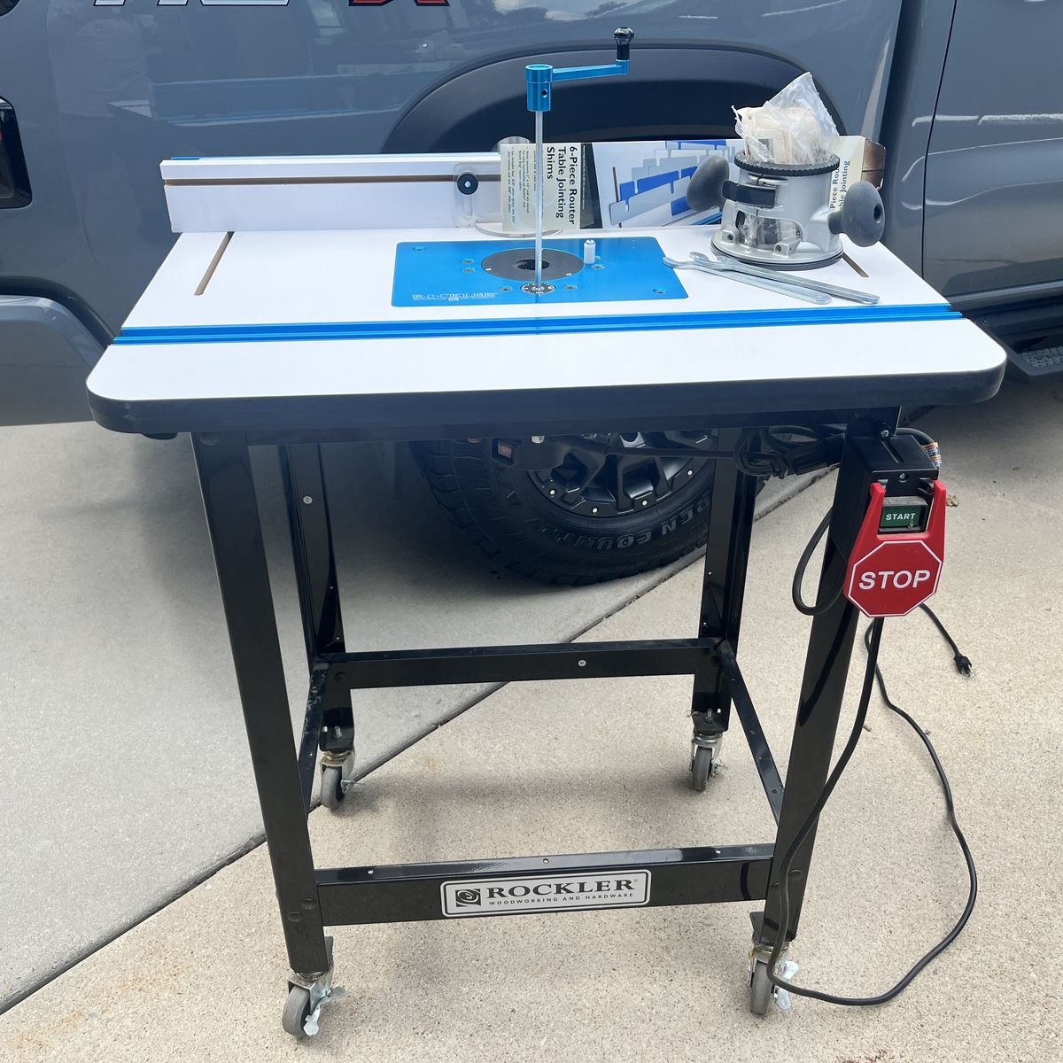 Rockler Router tale with router lift and Porter Cable 1 3/4 HP router
