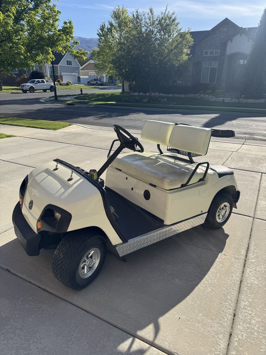 Yamaha Golf Cart - Off-White/Cream with Rear Bag Rack