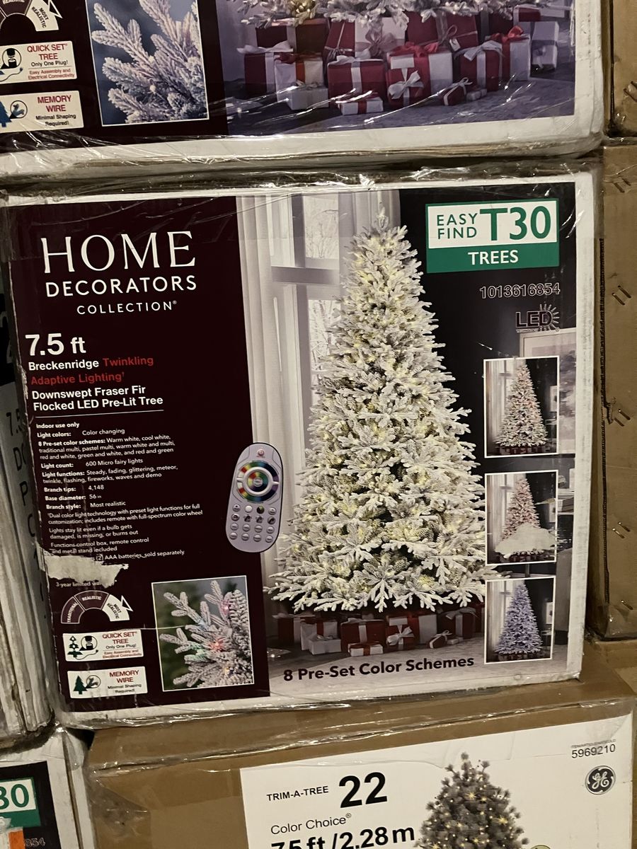New Twinkling Christmas Tree