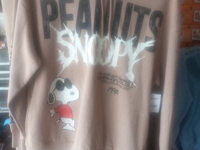 snoopy sweater