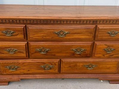 Pretty dresser