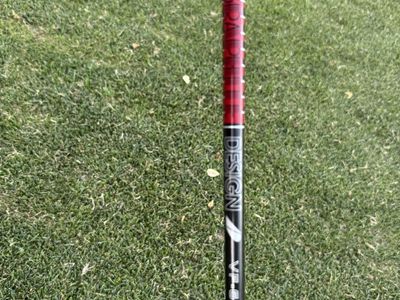 Graphite Design Tour AD VF stiff+ driver