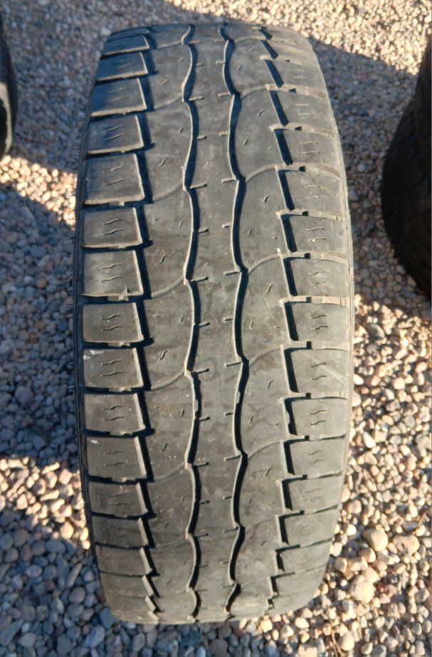 265-75-16 Crosswind A/T Load E Truck Tire