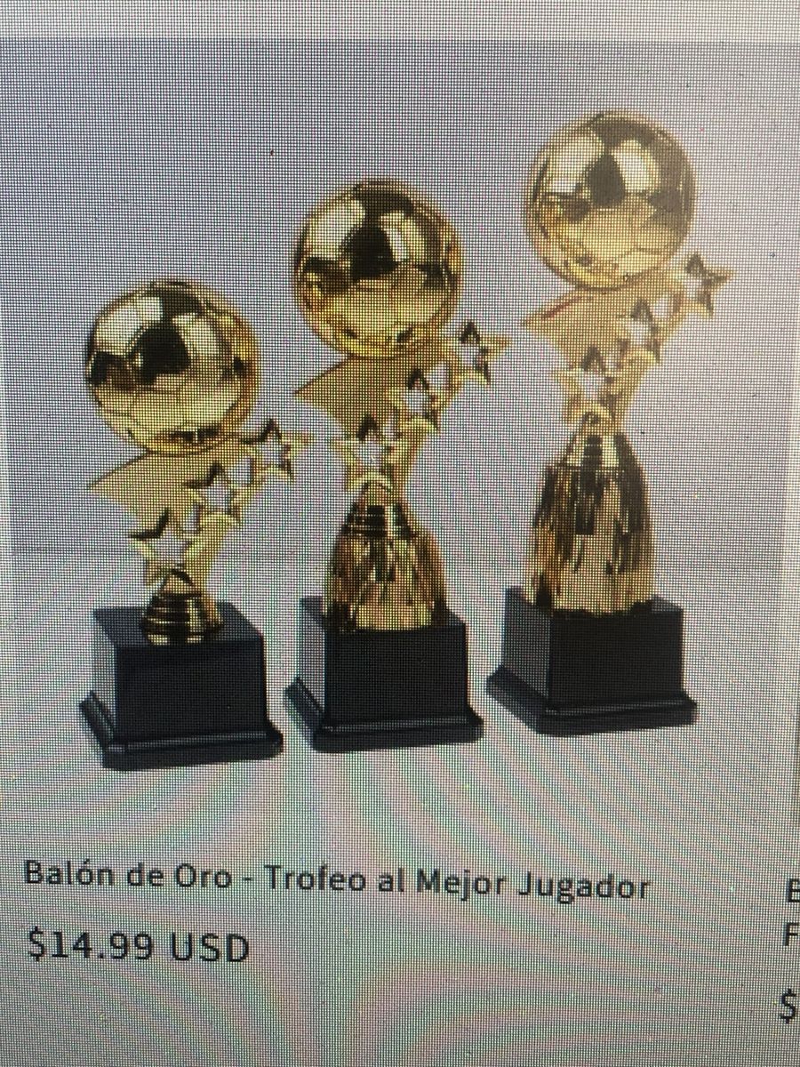 Soccer Trophies. Buy it at www.futboldiamante.com