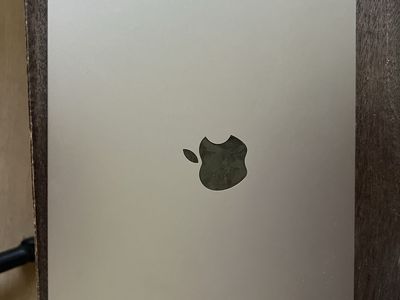 Apple MacBook Air M2, 2022, 8GB, 13.6-inch Liquid Retina Display Laptop