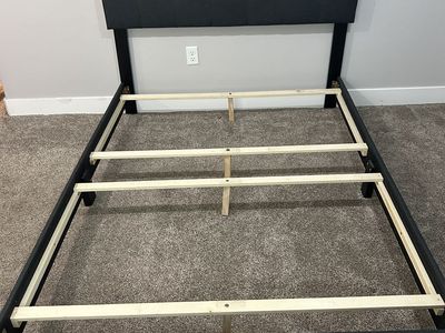 Full Upholstered Platform Bed Frame with Tufted Headboard
