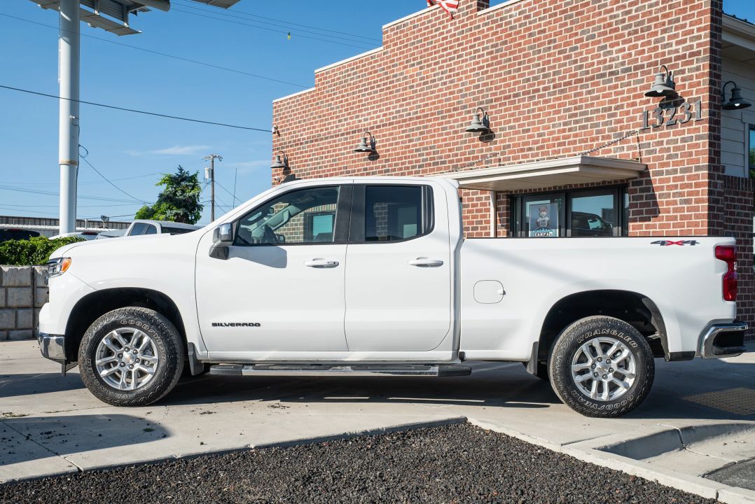 2025 Chevrolet Silverado 1500 LT