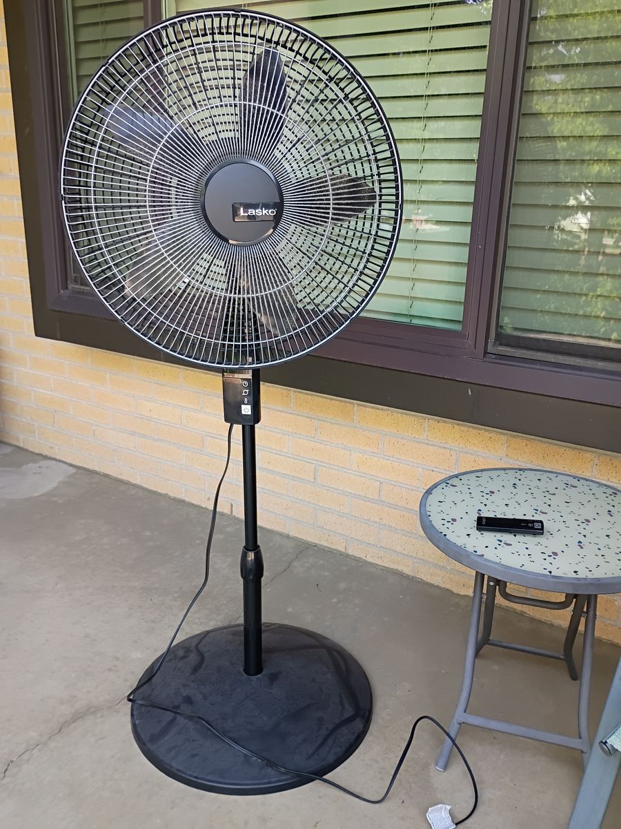 Oscillating Pedestal Stand Fan with Remote Control, Adjustable Height, 4 Speeds