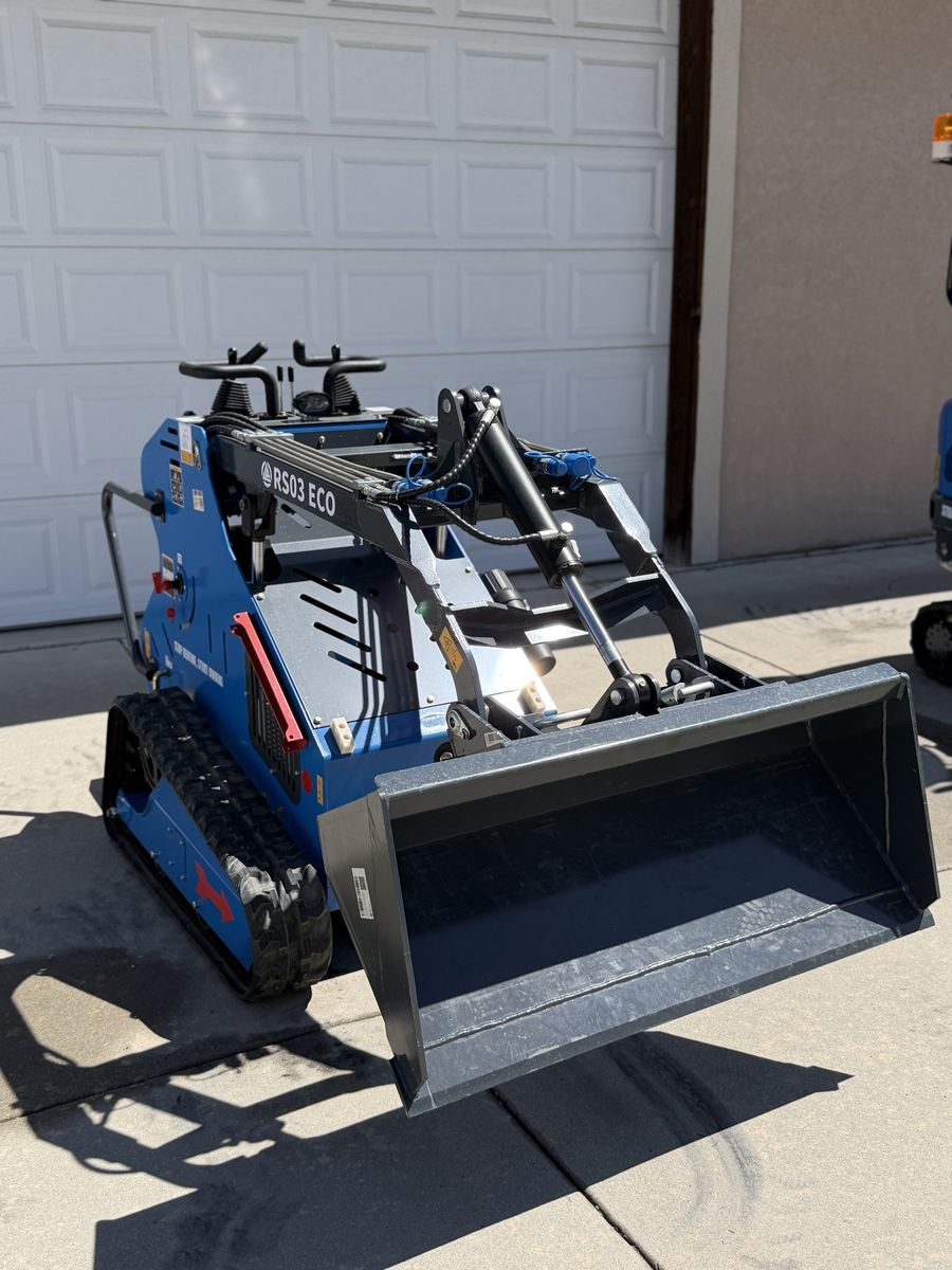 2026 RIPPA RS03 Mini Skid Steer Loader