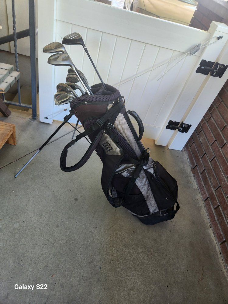 Wilson/MacGregor full size and complete golf set