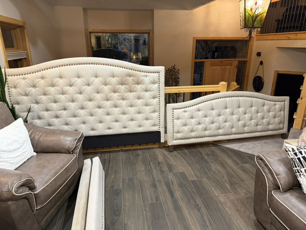 FREE,FREE,FREE KING SIZE BED