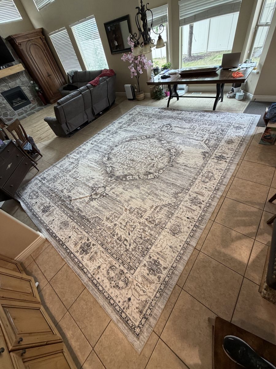 Large Washable Rug (New)