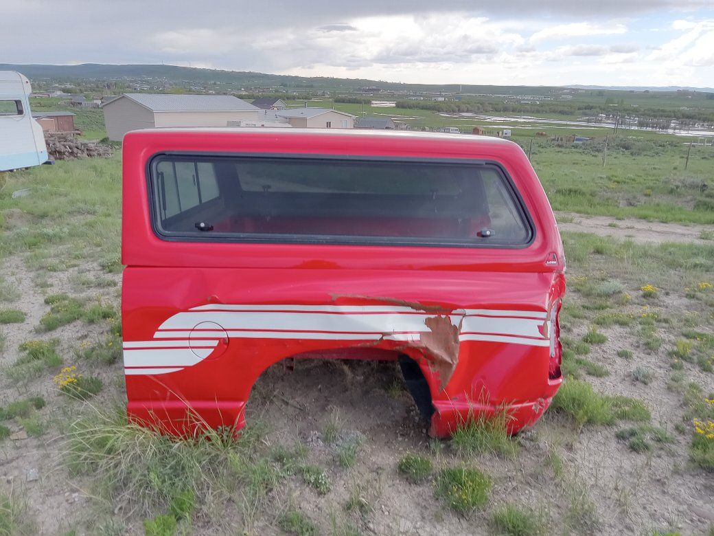 Dodge bed and Leer cover