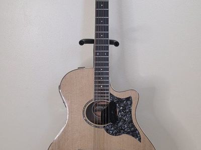 Mint Yamaha APX600 Acoustic-Electric – TUSQ Upgrades + Optional Gotoh Locking Tuners