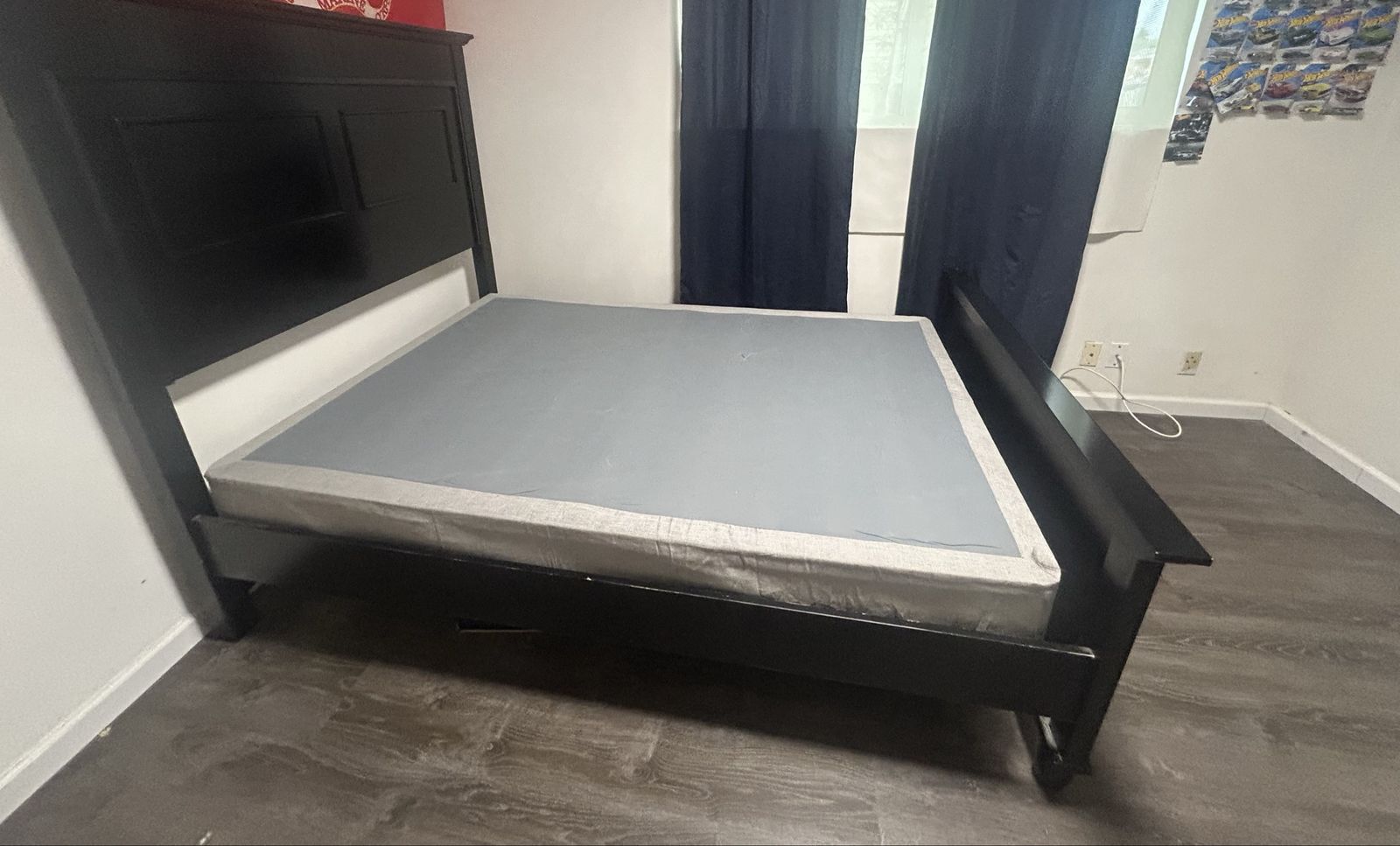 Size FULL bed frame