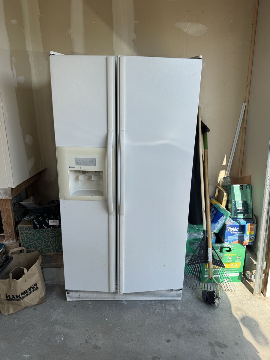 Kenmore White Side-by-Side fridge freezer