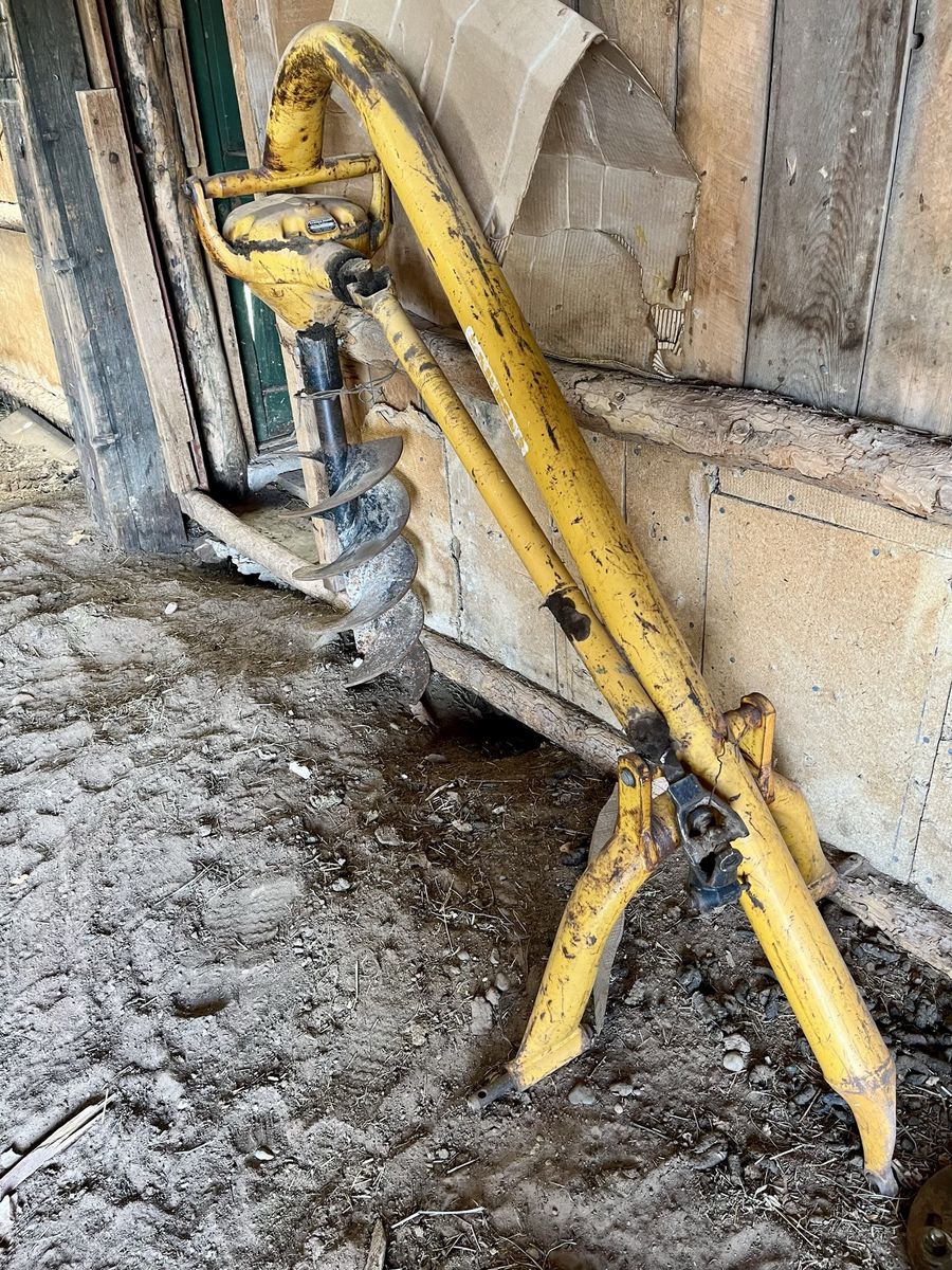 Post hole auger